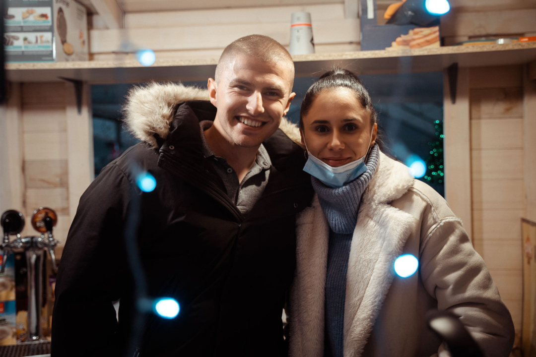 Giuliano i Diktatori zagrijali i rasplesali Kninjane drugog dana Adventa: Pogledajte kako je bilo