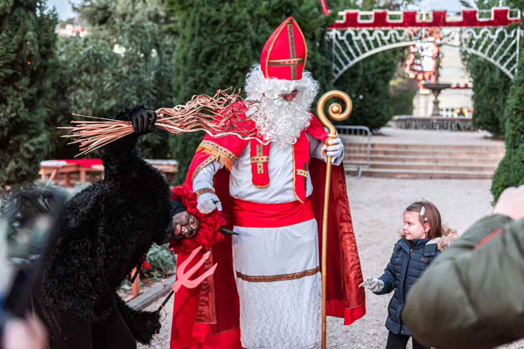 Sveti Nikola u Adventurinom Parkiću razveselio najmlađe Šibenčane 