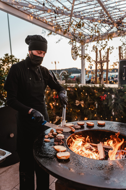 Bronzin u petak otvara ‘Prasserie’: Uz glazbu uživajte u sendviču od odojka, peke ili bikovog repa, sve zalijte odličnim ‘medikamentima’