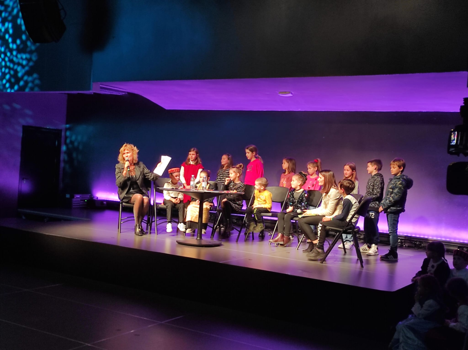 U Kući umjetnosti Arsen predstavljena slikovnica 'Božićne priče' iz DV Šibenske masline: 'Novac od prodaje ide Kiari' 