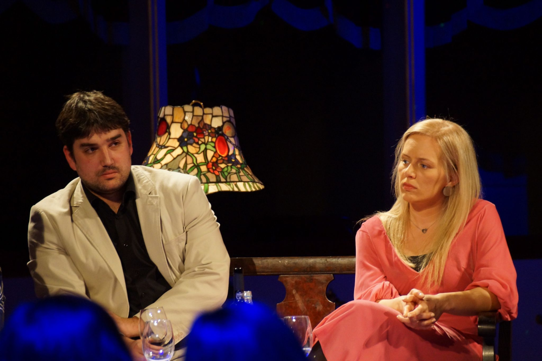 Bajkovita večer u šibenskom kazalištu: Puno Jesenjina, malo Arsena i nešto snijega na kraju