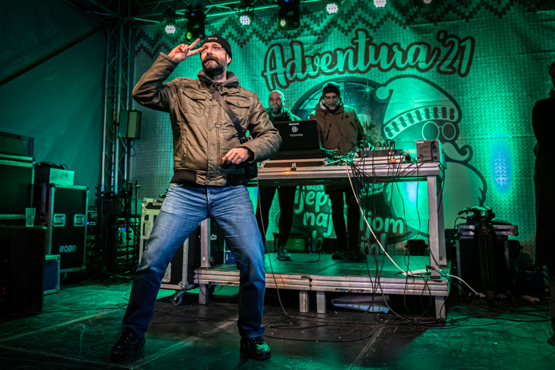 'Grandece od cukra', predvođene popularnom Duki, ispekle najbolje fritule na Frituladi u đardinu 