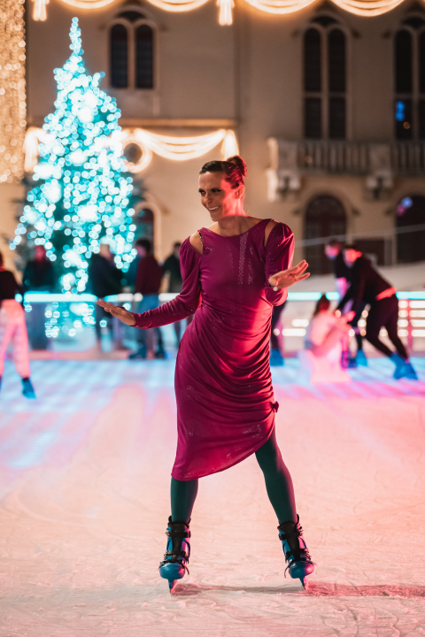 Modna bajka na Vitićevom moru: Šibenčanke klizale u vintage raskošnim haljinama!