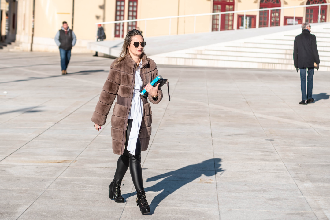 Dame iz đira pokazale kako izgledati trendi i po hladnom vremenu