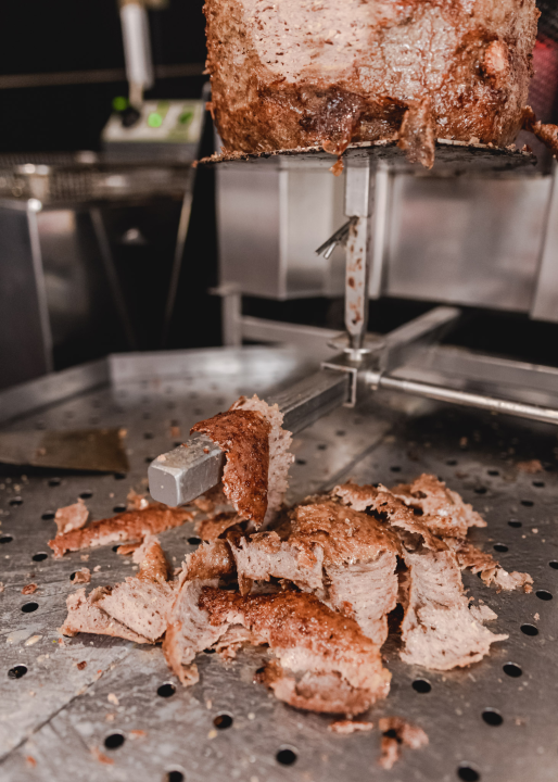 Uživajte u orijentalnim okusima Sultan Kebaba od sada i na novoj terasi!