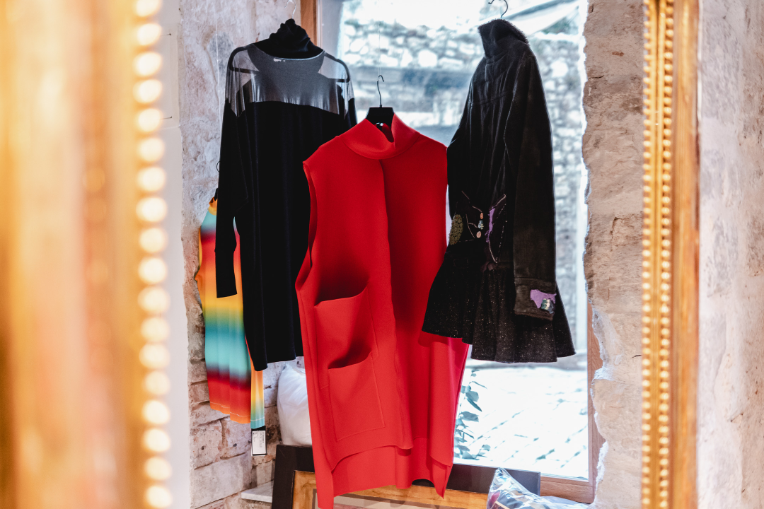 Galerija Juraj Dalmatinac za Valentinovo poklanja popust od 20 posto na sve!