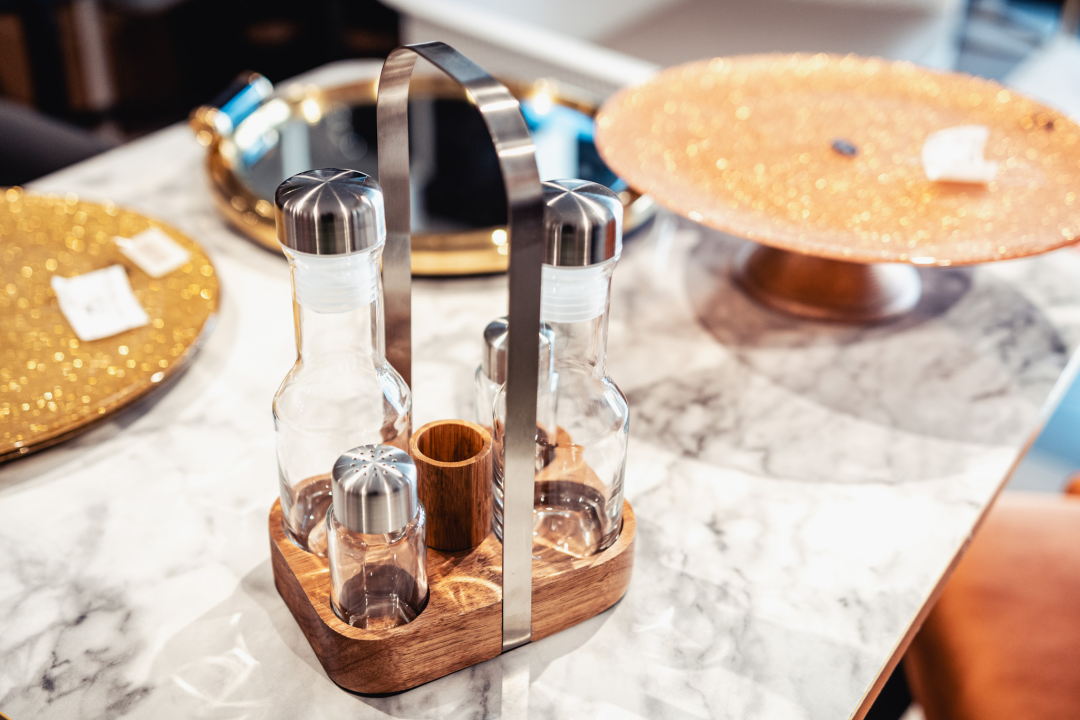 Opremite svoj restoran, bar i stan, sve na jednom mjestu u Mayoku u Vodicama! 