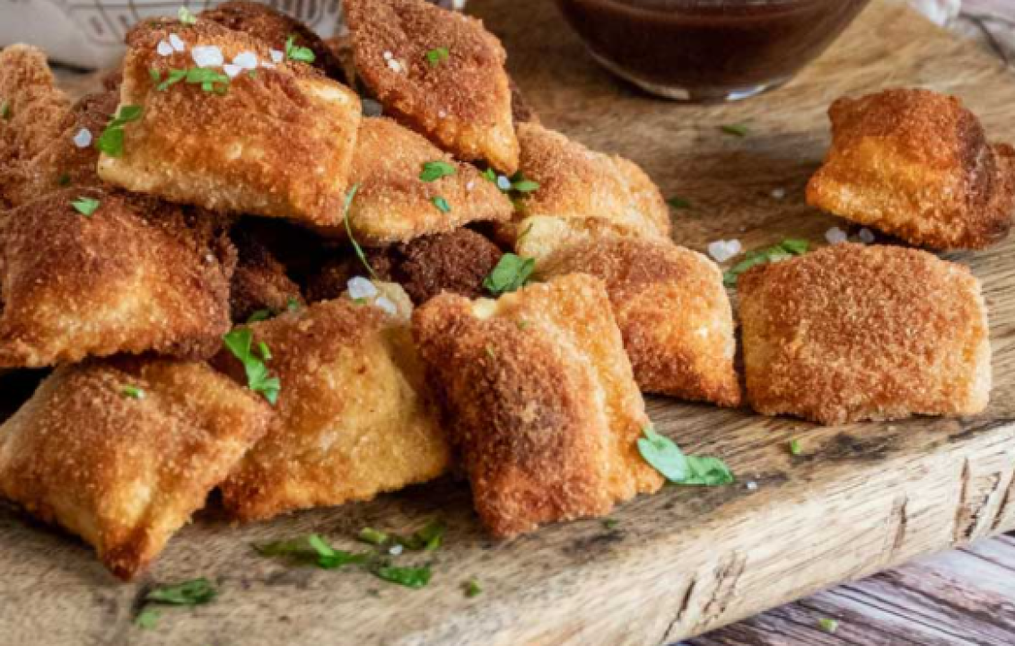 Bira se nova ‘Šibenska grandeca‘: Branka, Sineva, Katarina, Helena, Vanja, Maja i Edita ovogodišnje su kandidatkinje 