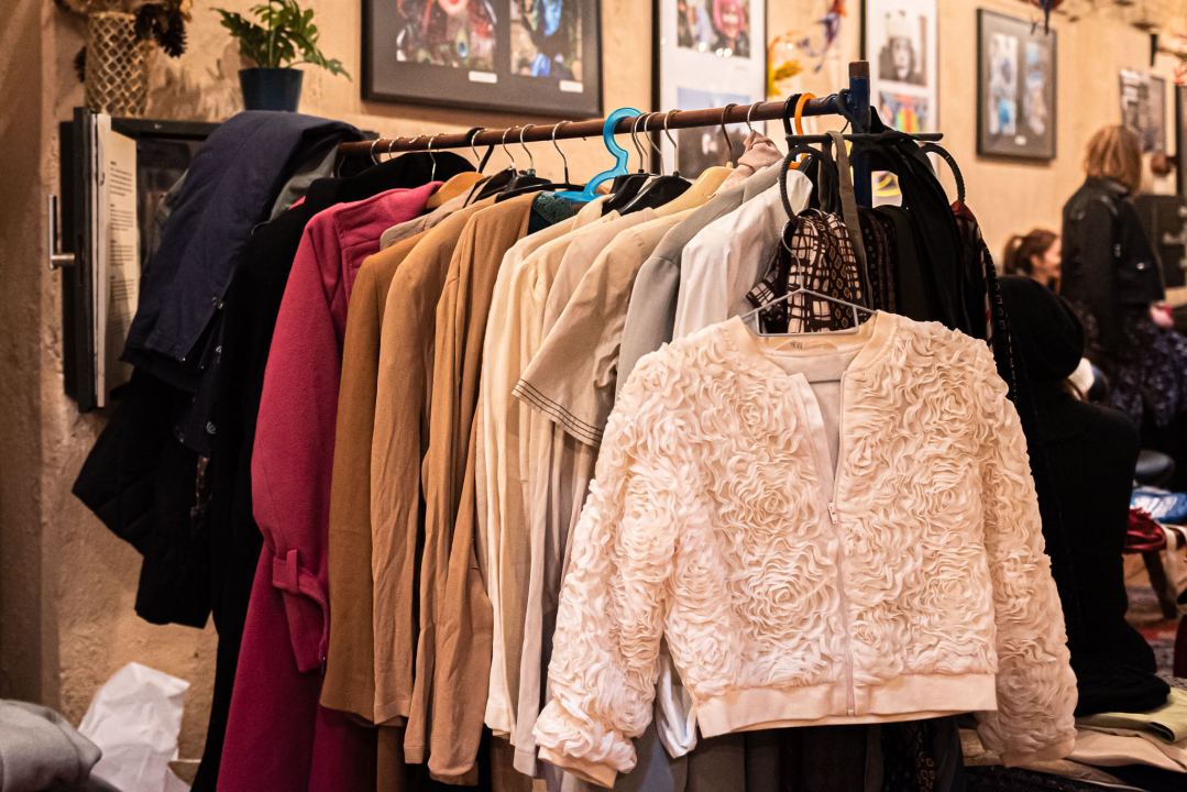 Na Buvljaku u Azimutu danas se dalo ugrabiti itekako dobrih komada odjeće: Donosimo fotogaleriju 