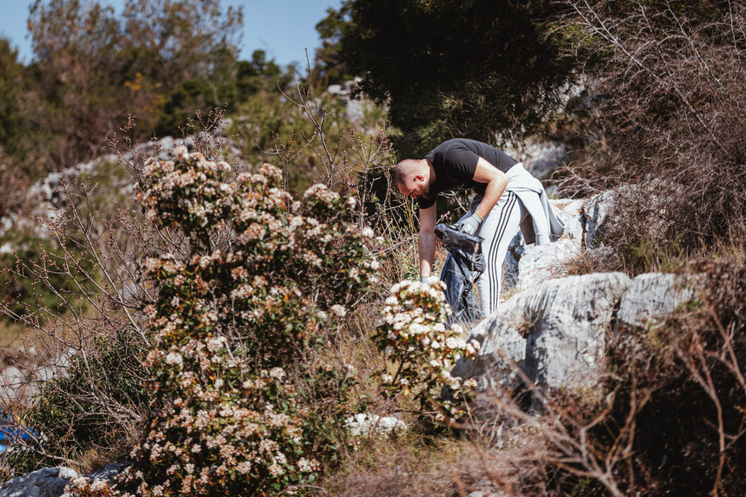 Odrađena akcija čišćenja podmorja i plaže u Zatonu: 'Mislim da smo izvadili oko 3-4 tone, ali ima toga još'  