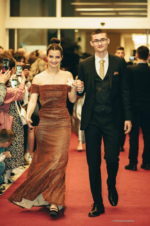 Učenici Medicinske škole u večeri koju će pamtiti do kraja života (2. dio)