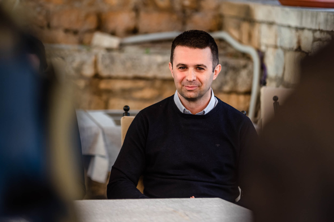 Preko 100 godina stara zgrada u Kalelargi napokon obnovljena: 'Da Grad nije išao s akcijom, ne bi je obnovili. Sada mirnije živim' 