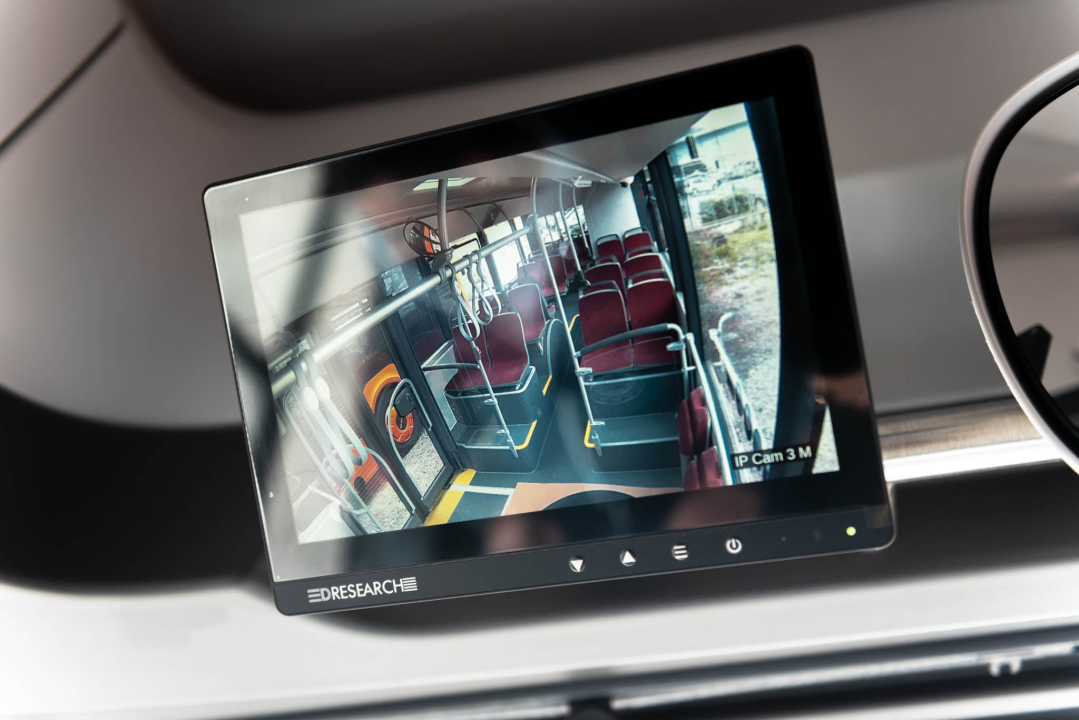 U Šibenik stigla prva dva niskopodna autobusa: 'Ovo je prijelomni trenutak ka uvođenju reda na prometnicama'