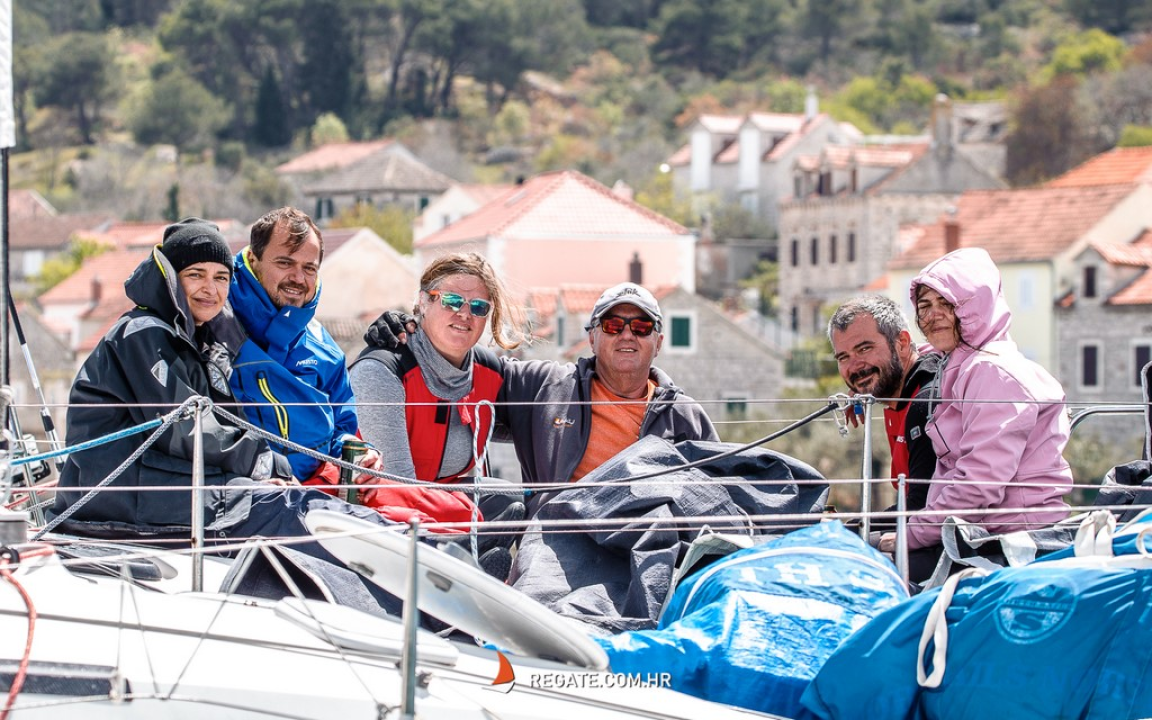 18. Zlarinska regata krstaša: Ukupni pobjednik je posada Gringo 3 iz Zadra