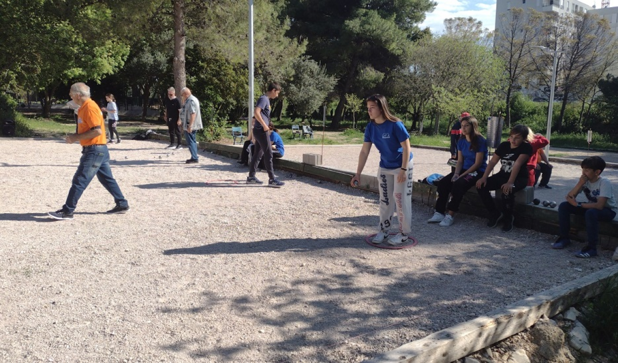 Održan humanitarni turnir u petanci za djecu, sva prikupljena sredstva bit će uplaćena za liječenje male Petre