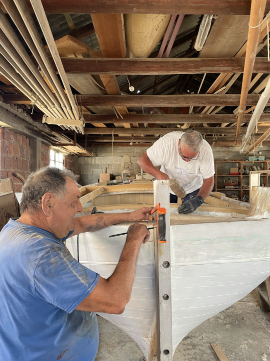 Betina je najpoznatije sjedište vrsnih brodograditelja, a u lipnju organiziraju veliki sajam