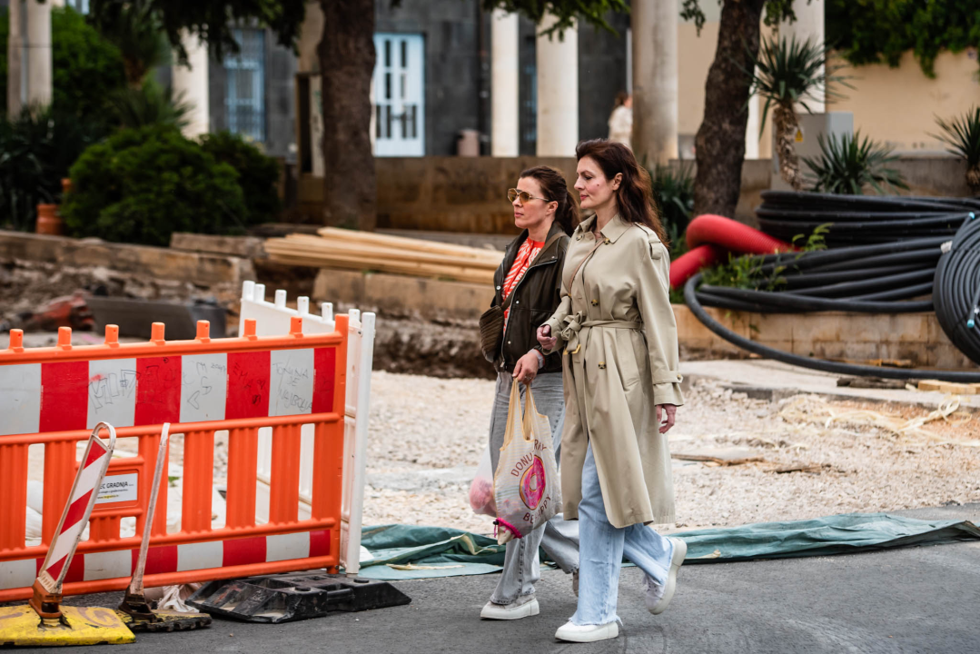 Modno usklađene sugrađanke i sugrađani pružit će vam pregršt outfit ideja za nadolazeće dane