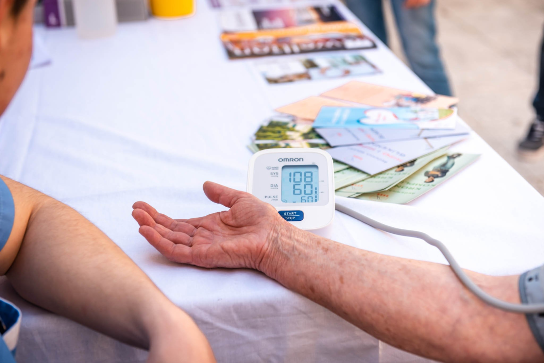 Učenici Medicinske škole Šibenčanima mjerili tlak i šećer