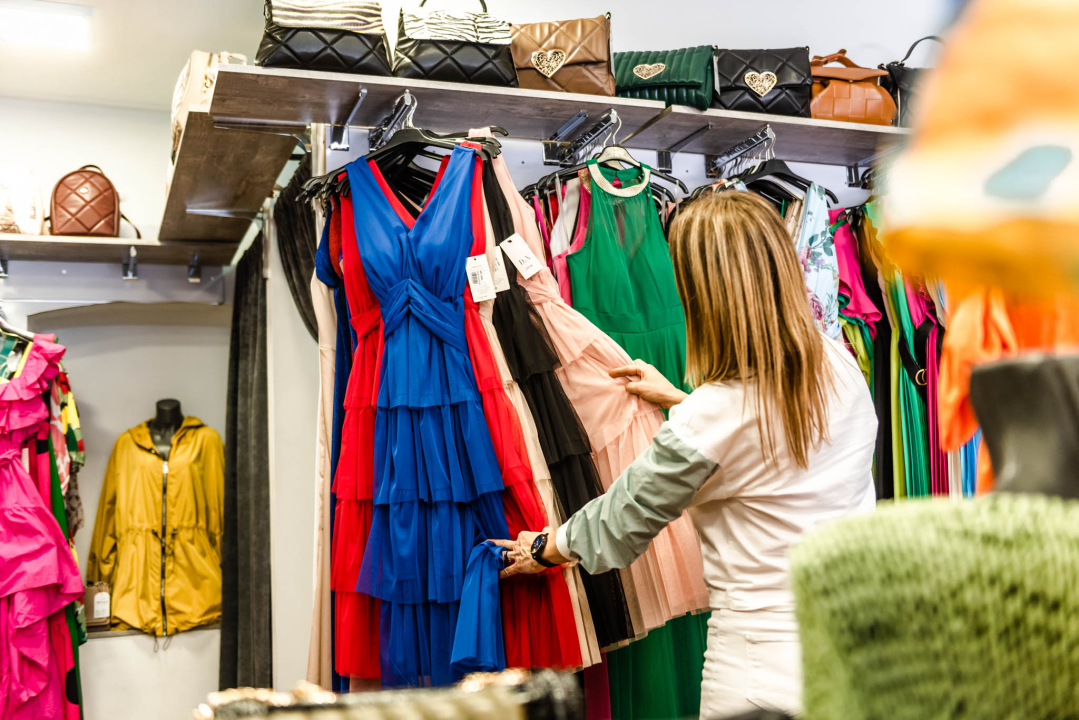 Super komade za svečane prigode pronađite u Butiku Cecily! 