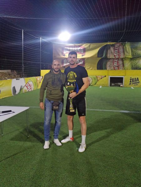 Ekipa Bibich West Ham Ražine pobjednik u seniorskoj, a ekipa GENERACIJA veteranskoj kavez ligi Bilice