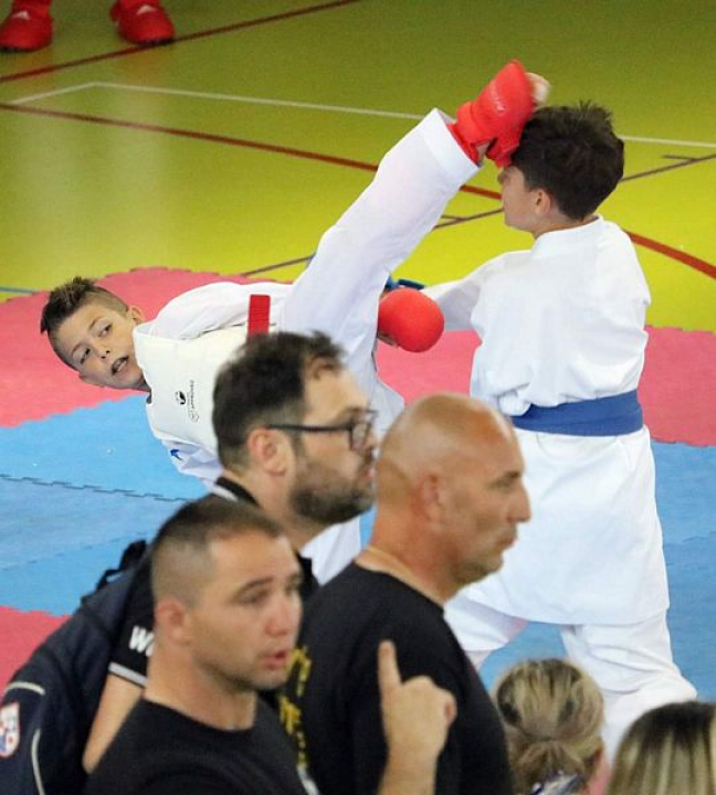 Karateke KK Šibenik 1066 još jednom zablistale: U Splitu osvojili ukupno 40 medalja 