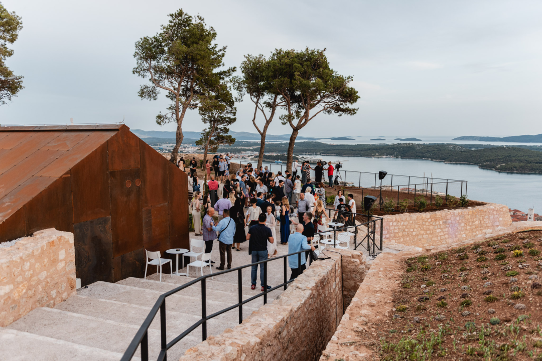 Otvorena tvrđava sv. Ivana, ministrica Obuljen Koržinek: ‘Šibenik je postao najuspješniji grad u transformaciji’