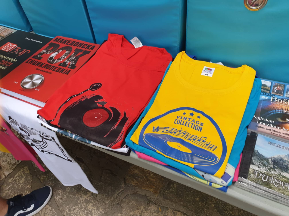 Sajam gramofonskih ploča ispred Azimuta: 'Najbolje ide ex-YU rock osamdesetih, a kupuju dosta i metalci'