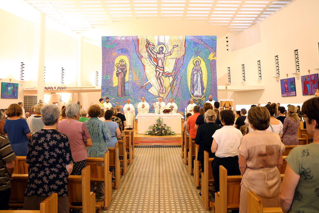 Na Šubićevcu blagoslovljen relikvijar u kojem se nalaze moći svetog Ante Padovanskog