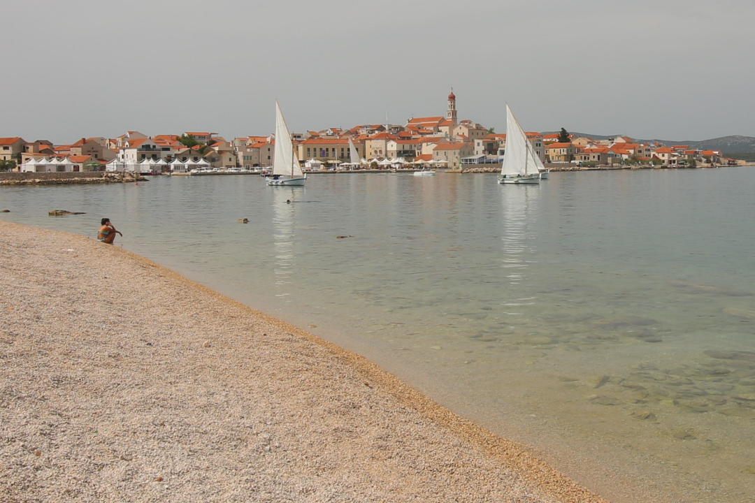 Betinska regata tradicijskih brodova održana usprkos bonaci
