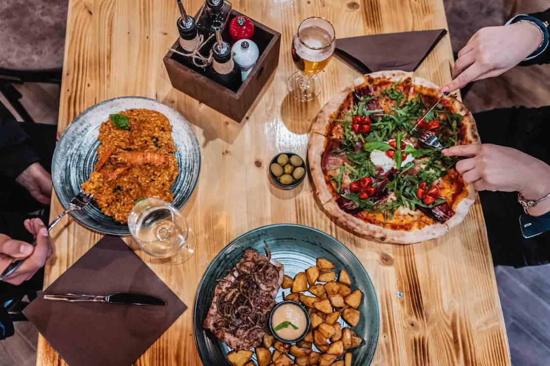 Maestro Food&amp;Bar dostavlja vaša omiljena jela na kućnu adresu!