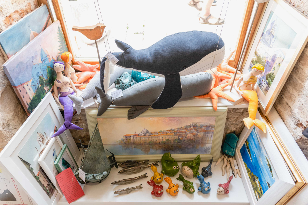 ‘Žena’ i ‘Crkva sv. Barbare’: Ljeto u Galeriji Juraj Dalmatinac donosi promotivne cijene umjetnina