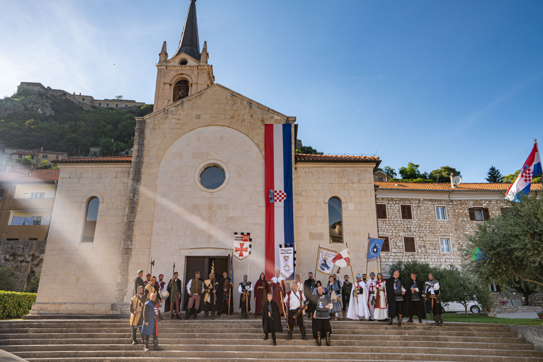 Svečani mimohod, radionice, mačevanje, vatreni show…: Završili ovogodišnji Zvonimirovi dani 