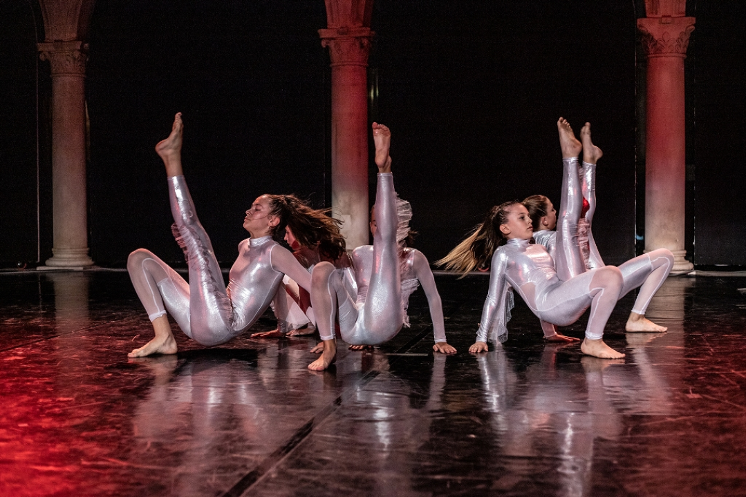 Nema do petka u Šibeniku na MDF-u: Provjerite današnji program na trgovima i ulicama 