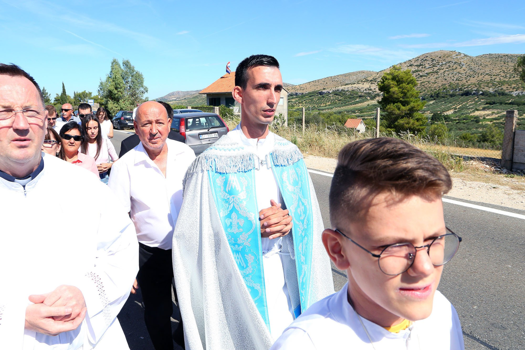 Don Ante Vrcić u Vrpolju proslavio mladu misu