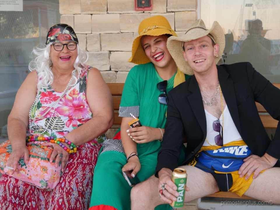 U Primoštenu održan ljetni karneval