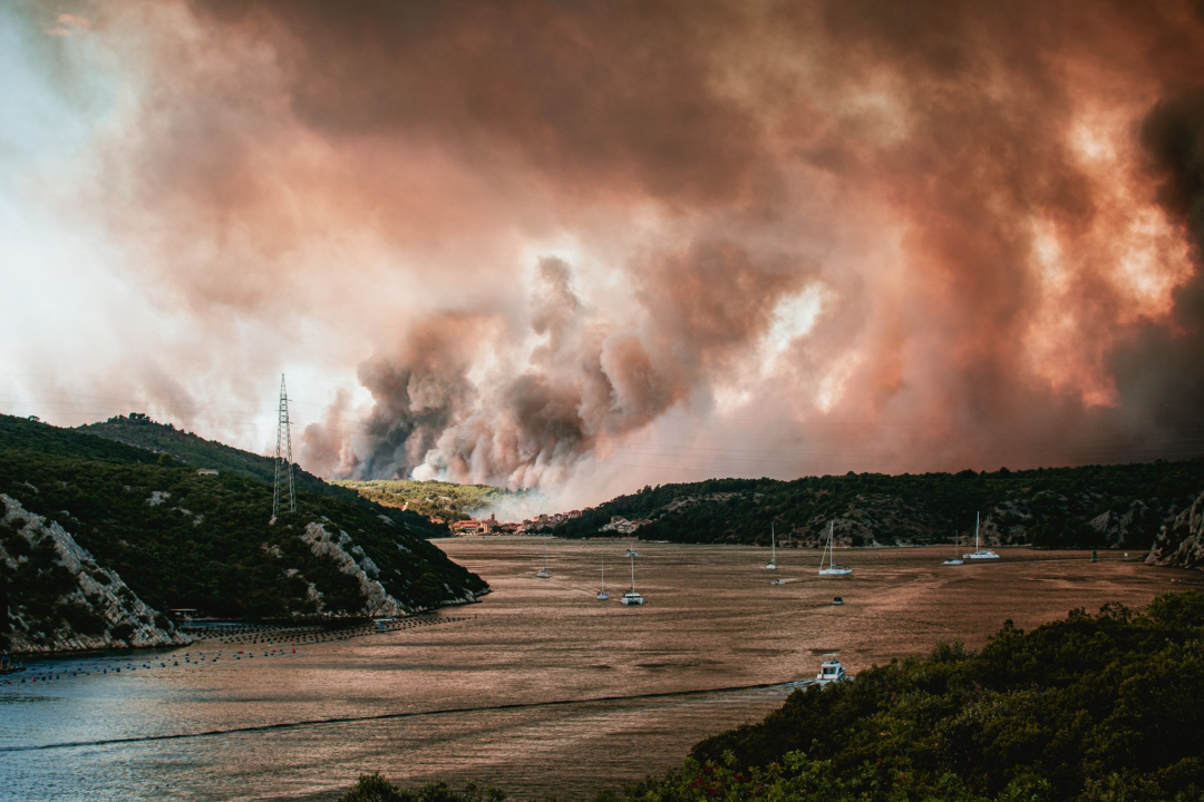 Fotogalerija koja otkriva razmjere plamenog užasa u Zatonu i Raslini