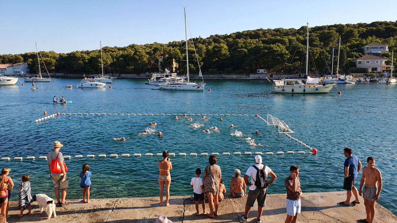 Osnovan vaterpolski klub Prvić: 'Dica su oduševljena, žele treninge svaki dan!'