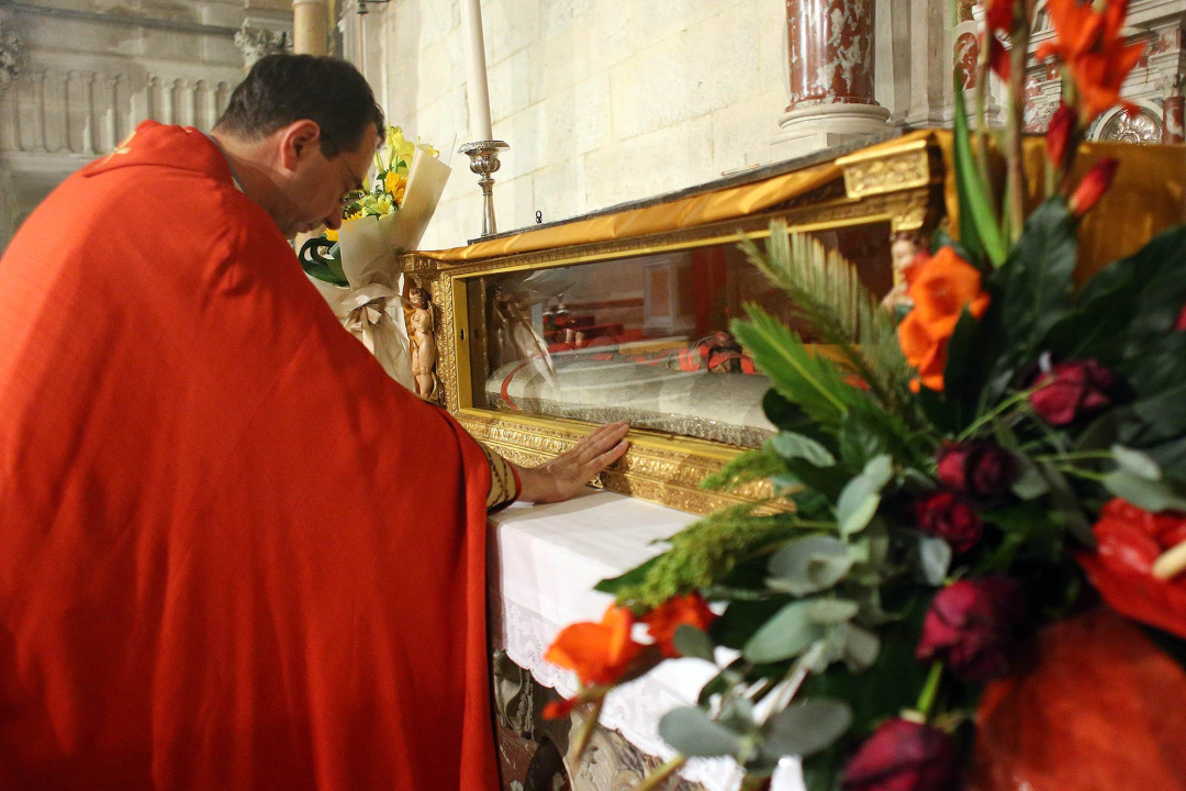 Danas se slavi sv. Kristofor, a u katedrali otvoren relikvijar u kojem se čuva njegova noga