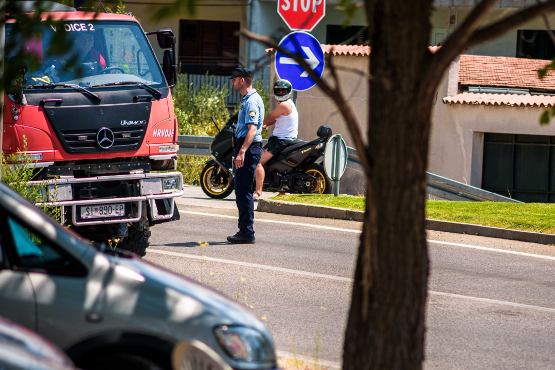 Prometna nesreća na ulazu u Vodice: Nema ozlijeđenih, samo materijalna šteta 