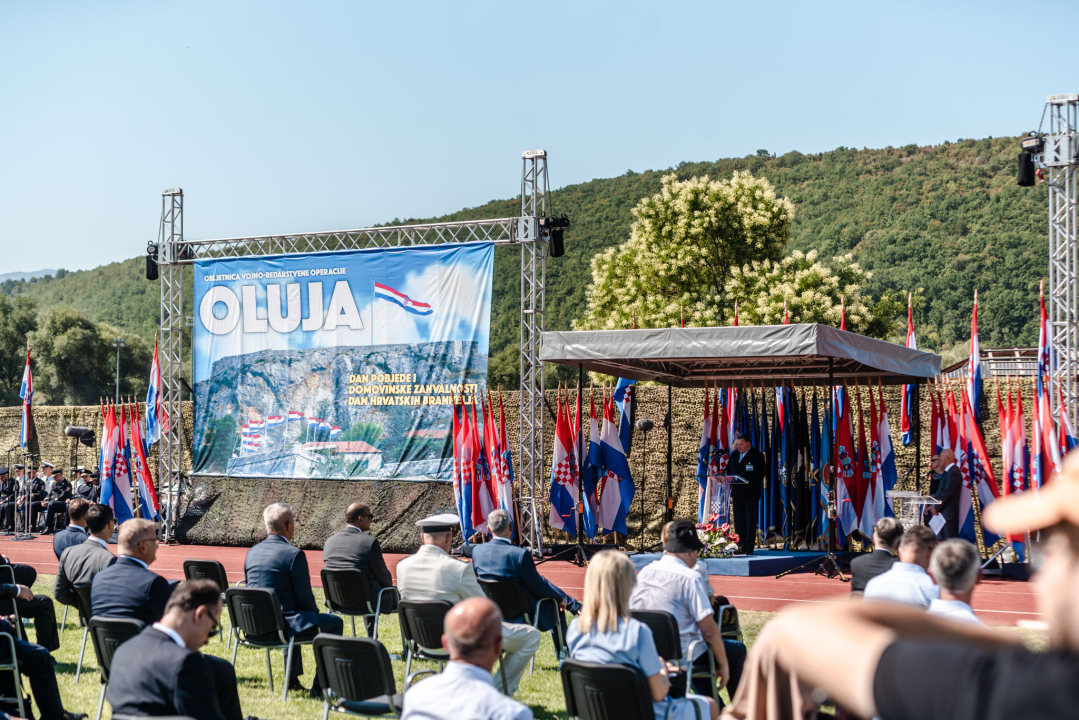 Pogledajte kako je danas bilo na obilježavanju 27. vojno-redarstvene operacije Oluja u Kninu 