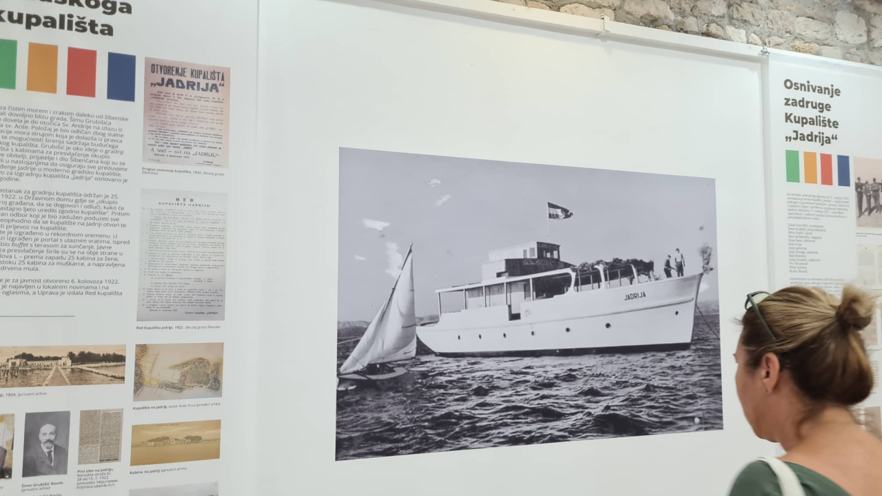 Izložba o Jadriji nije prošla bez krafni: 'Ako ljudi ne mogu tamo na kupanje, ne znaju gdje bi'