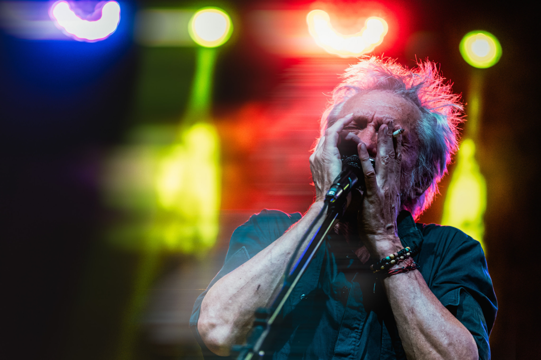 Dobri, stari, uvijek mladi Rundek. I Ekipa.