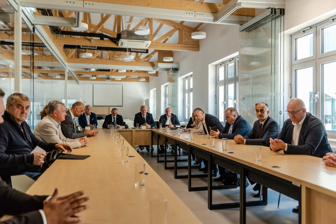 Ministar Medved u Veteranskom centru: 'Uvjeren sam da ćemo do kraja godine imati četiri ovakva centra'