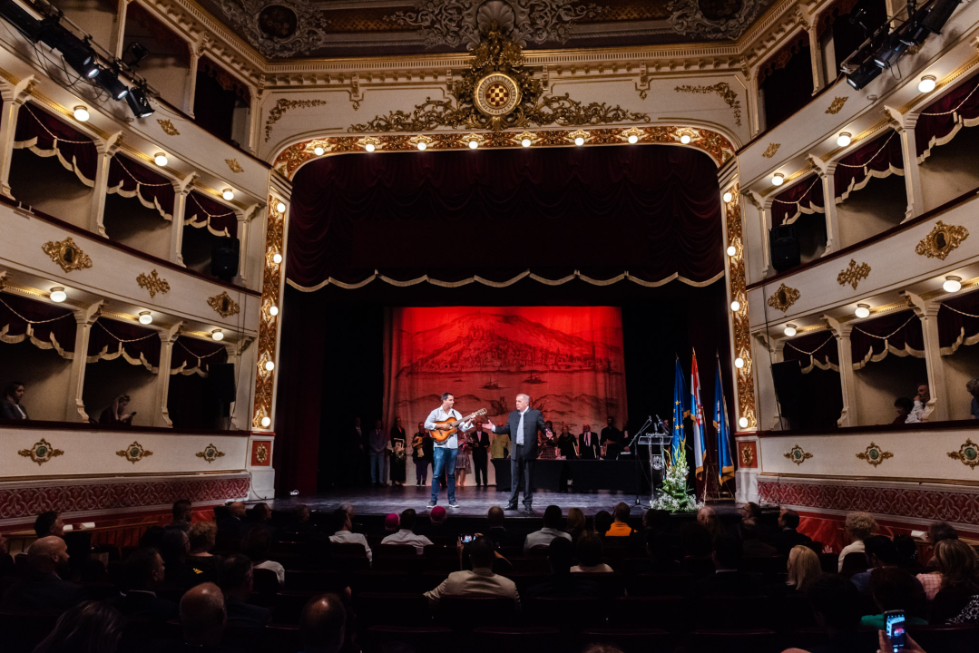 Ivo Mikuličin dobio nagradu Grada za životno djelo: 'Priznajem, infišan sam u Šibenik' 