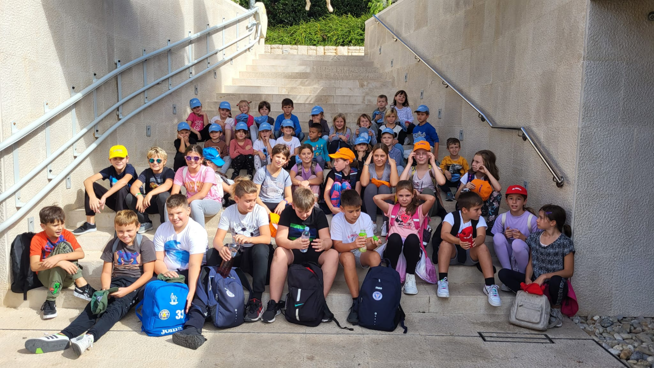 Ovaj vikend na Prviću se plesalo na svili dok su nebom letjeli zmajevi