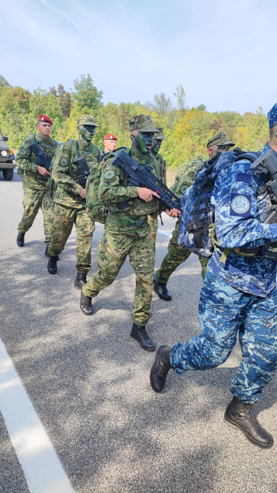 Vojnici pješačili od Udbine do Knina s opremom težom od 20 kilograma