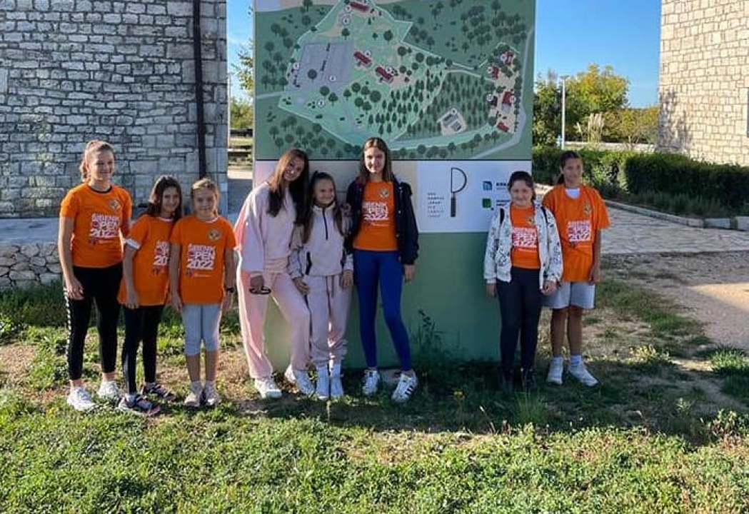 Tenisači sa Šubićevca u posjetu Eko kampusu „Krka&quot;