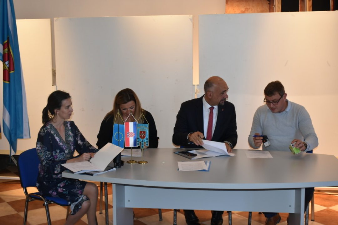 Županija osigurala dodatnih 2,4 milijuna kuna za sanaciju pomorskog dobra priobalnih gradova i općina