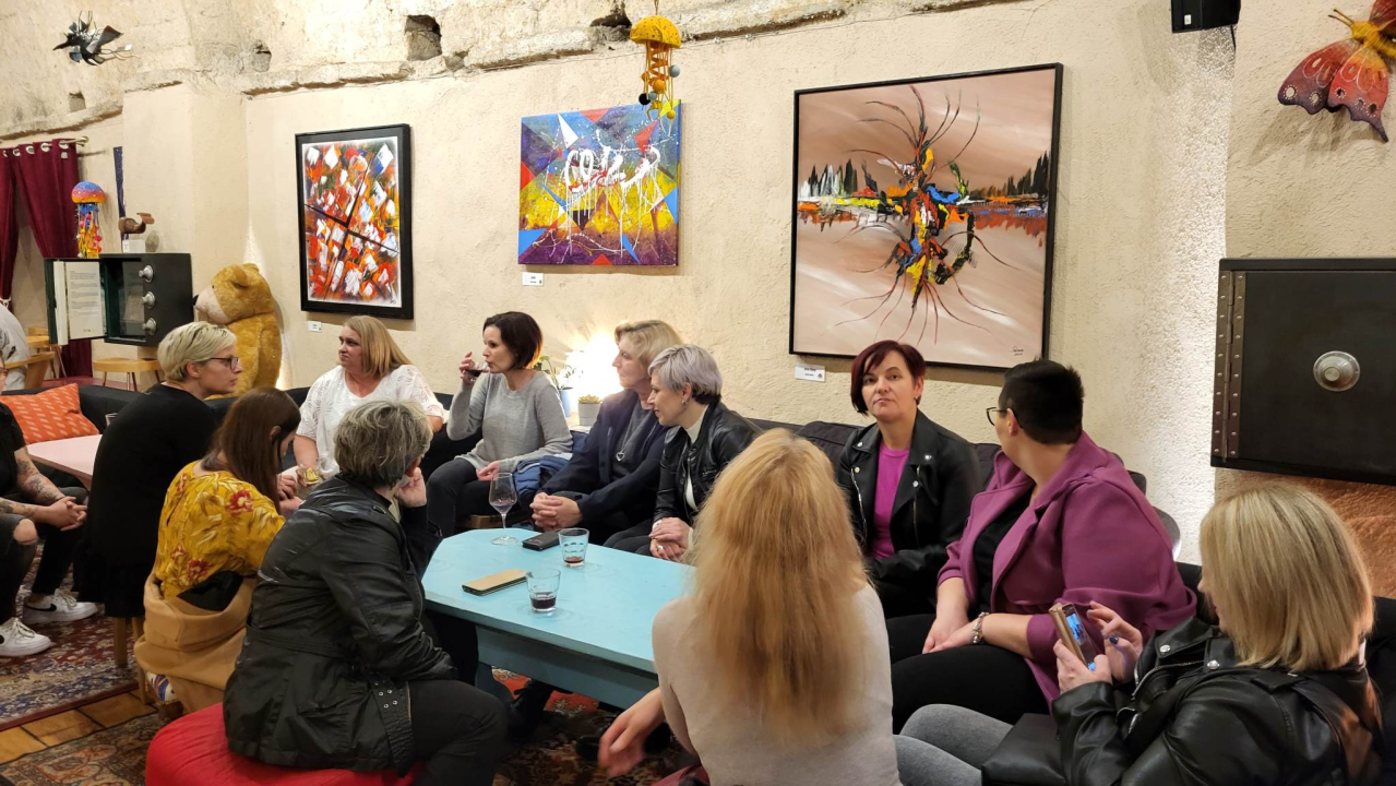 Otvorena izložba 'Boje Života' Stefana Pašare: 'Ako možeš razumjeti moju umjetnost onda možeš i mene' 