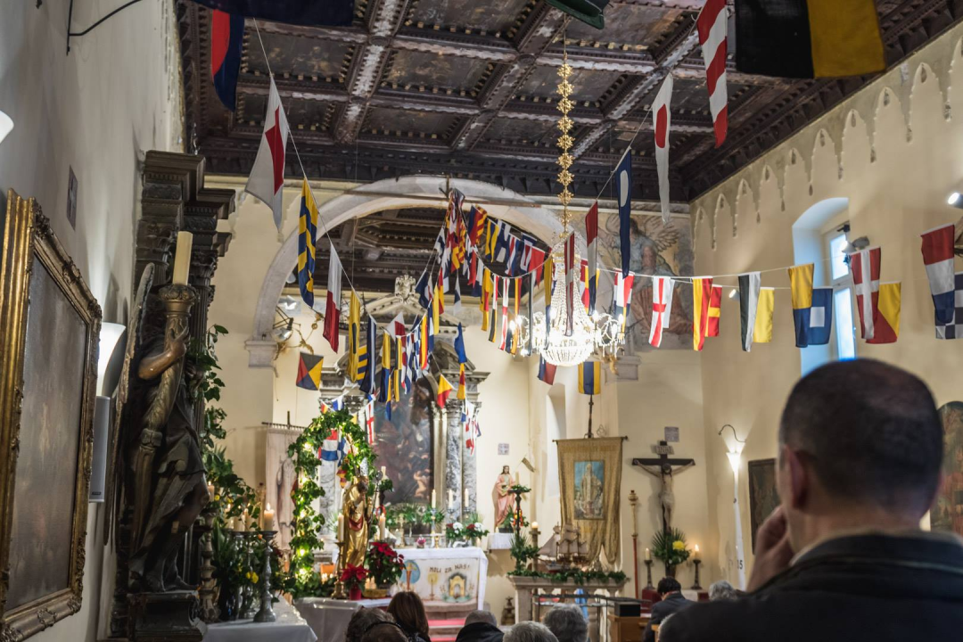 Arhitekti protiv uspomene na izvorni Šibenik, ili priča o crkvi sv. Nikole i bombama na Svetu Lucu 